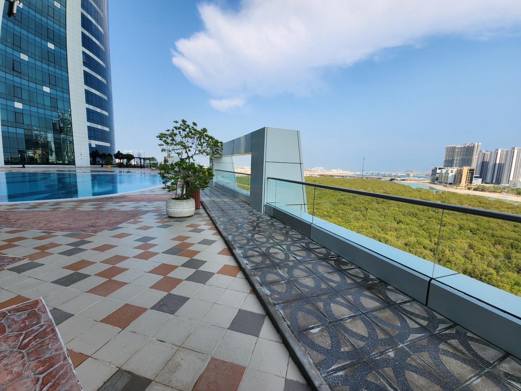 Appartamento Harf4606 Huge Water Front 1Br Apt With 2 Sofa Beds In Alreem Island Abu Dhabi Esterno foto